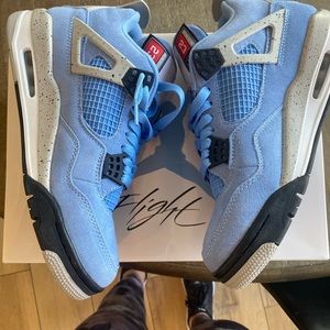 Air jordan 4 retro!!!
